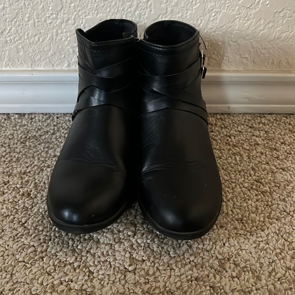 black dress shoes